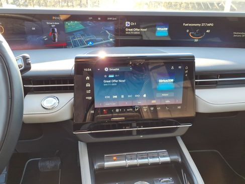 Used 2025 Lincoln Nautilus Premier w/ Equipment Group 102A image 19