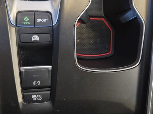 Certified 2022 Honda Accord Sport image 37