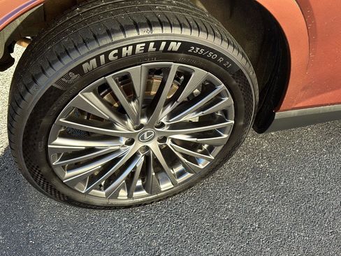 Certified 2023 Lexus RX 350 w/ Accessory Package (Z1) image 33