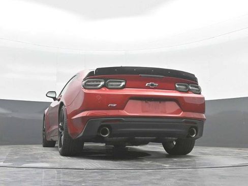 Used 2020 Chevrolet Camaro LT w/ 1LE Track Performance Package RWD image 27