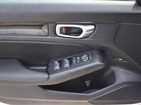 Used 2024 Honda Civic Touring image 22