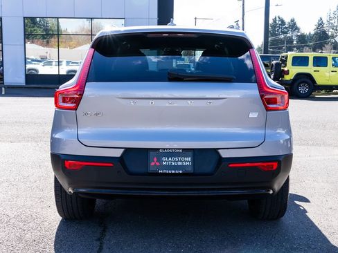 Used 2023 Volvo XC40 Recharge Ultimate AWD/4WD image 5