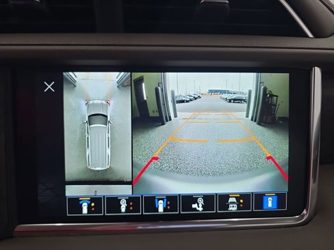 Used 2023 GMC Yukon Denali image 45