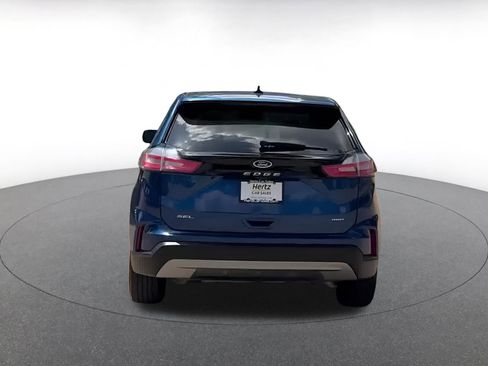 Used 2024 Ford Edge SEL image 12