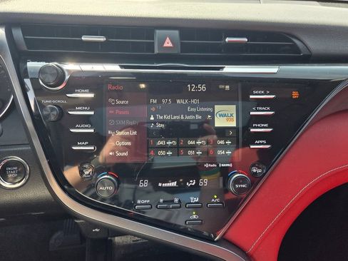 Used 2020 Toyota Camry XSE w/ Blackout Package image 19