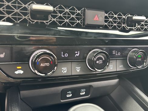 Certified 2025 Honda Accord Sport image 19