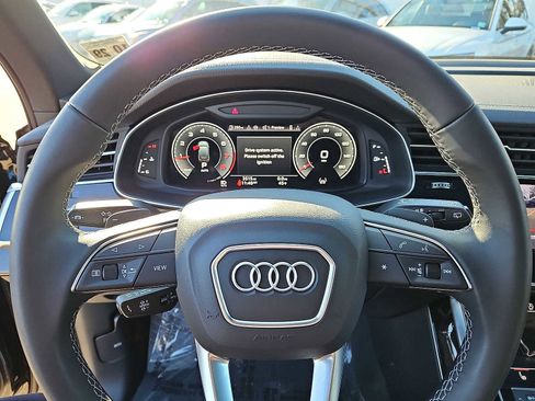Used 2025 Audi Q7 2.0T Premium w/ Convenience Package image 16