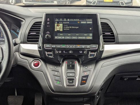 Used 2024 Honda Odyssey EX-L image 17