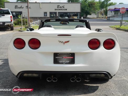 Used 2009 Chevrolet Corvette Convertible w/ Preferred Equipment Group RWD image 6