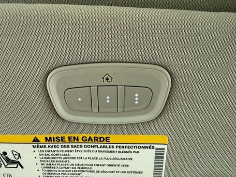 Used 2022 Chrysler Pacifica Limited image 20