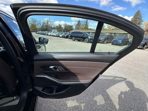 Used 2019 BMW 330i xDrive 330i xDrive image 24