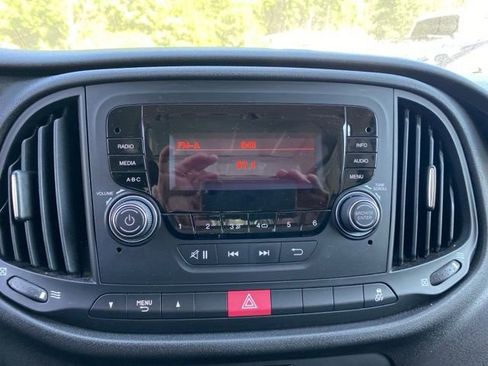 Used 2016 RAM ProMaster City Tradesman FWD image 27