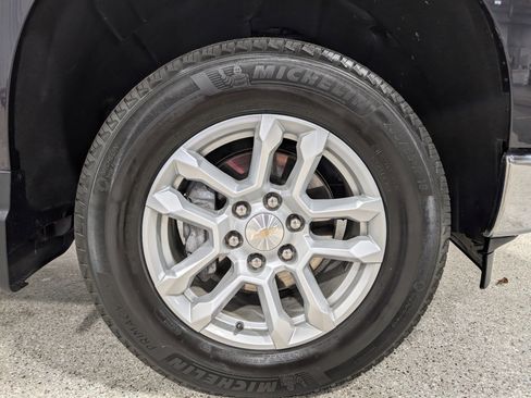 Used 2022 Chevrolet Silverado 1500 LT image 12