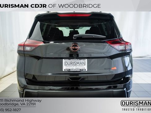 Used 2026 Nissan Rogue SV w/ Rock Creek Premium Package AWD/4WD image 5