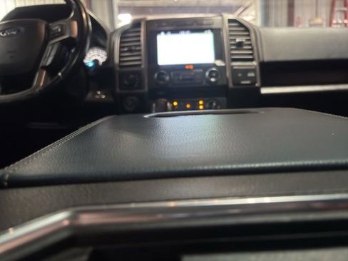 Used 2018 Ford F150 Limited AWD/4WD image 16