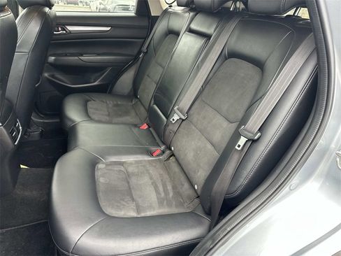 Used 2021 MAZDA CX-5 Touring image 12
