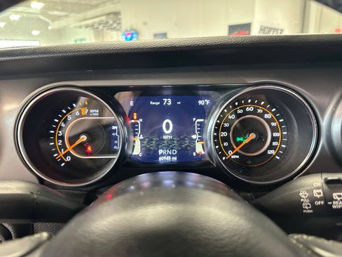 Used 2022 Jeep Wrangler Sport AWD/4WD image 21