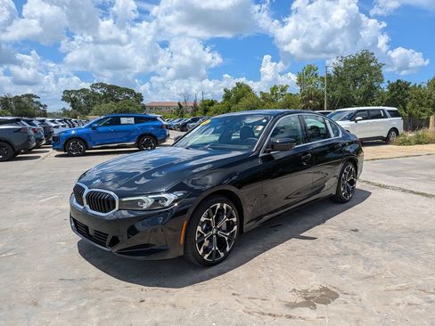 Used 2025 BMW 330i Sedan RWD image 4