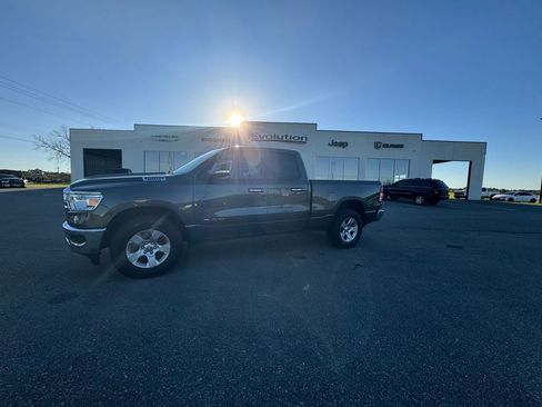 Used 2020 RAM 1500 Big Horn image 4