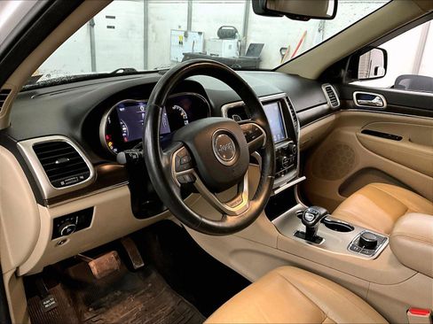 Used 2014 Jeep Grand Cherokee Limited AWD/4WD image 13