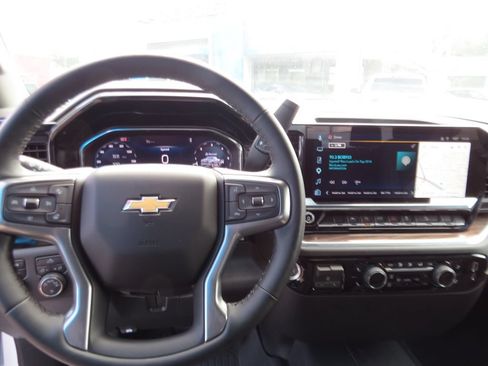 Certified 2025 Chevrolet Silverado 1500 LT w/ Z71 Off-Road Package AWD/4WD image 25