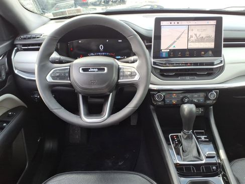 Certified 2023 Jeep Compass Limited w/ Elite Group image 7