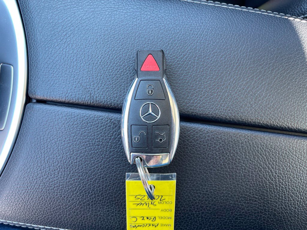 Used 2016 Mercedes-Benz C 300 4MATIC Sedan image 23