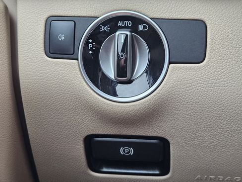 Used 2019 Mercedes-Benz GLS 450 4MATIC image 18