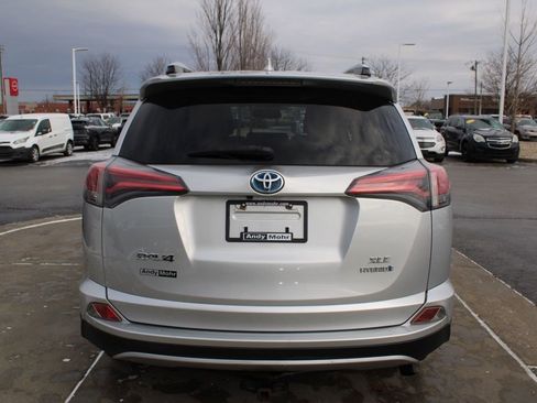 Used 2016 Toyota RAV4 XLE image 8