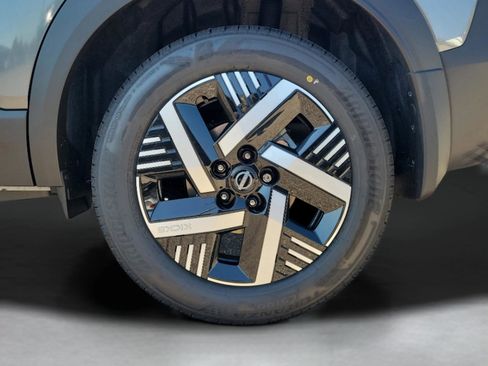 New 2026 Nissan Kicks SV image 6