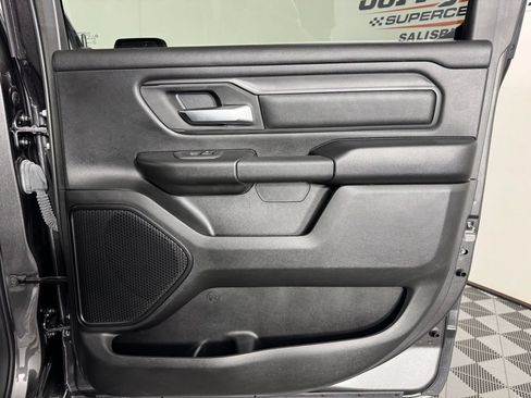 Used 2025 RAM 1500 Warlock AWD/4WD image 25