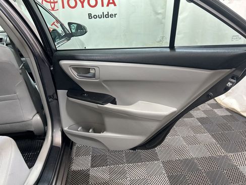 Used 2016 Toyota Camry LE image 14