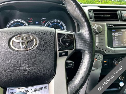 Used 2015 Toyota 4Runner SR5 AWD/4WD image 15