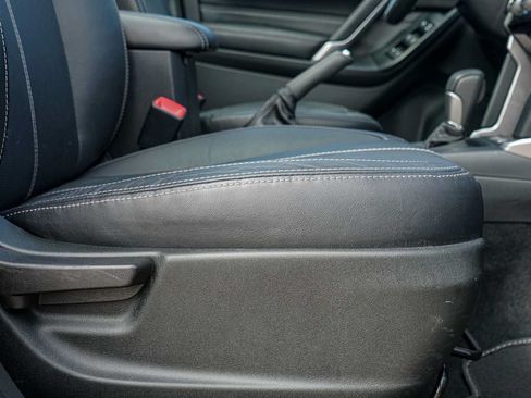 Used 2018 Subaru Forester 2.5i Touring AWD/4WD image 27