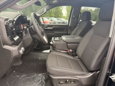 New 2025 GMC Sierra 1500 SLE w/ Preferred Package image 11