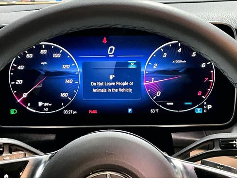 Used 2026 Mercedes-Benz GLC 300 4MATIC image 26