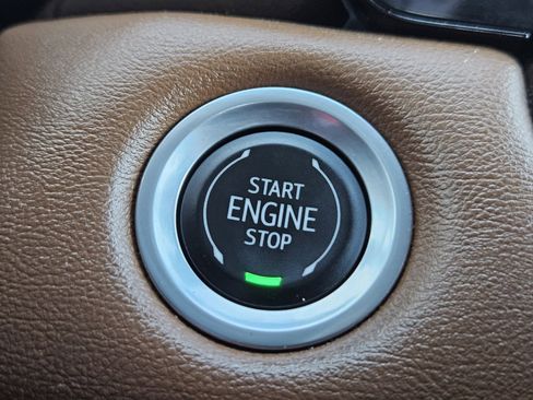 Used 2023 GMC Canyon AT4 w/ AT4 Premium Package image 24