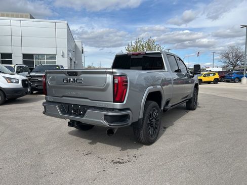 Used 2025 GMC Sierra 2500 Denali Ultimate AWD/4WD image 6