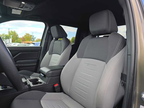 Certified 2025 Toyota Tacoma TRD Sport AWD/4WD image 22