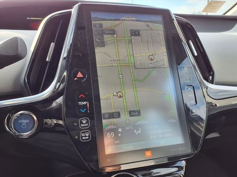 Used 2018 Toyota Prius Prime Advanced image 7