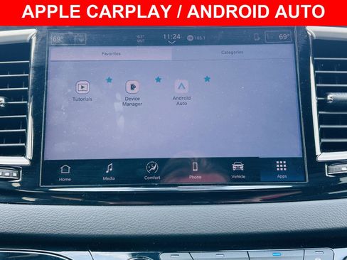 Used 2025 Chrysler Pacifica Select FWD image 4