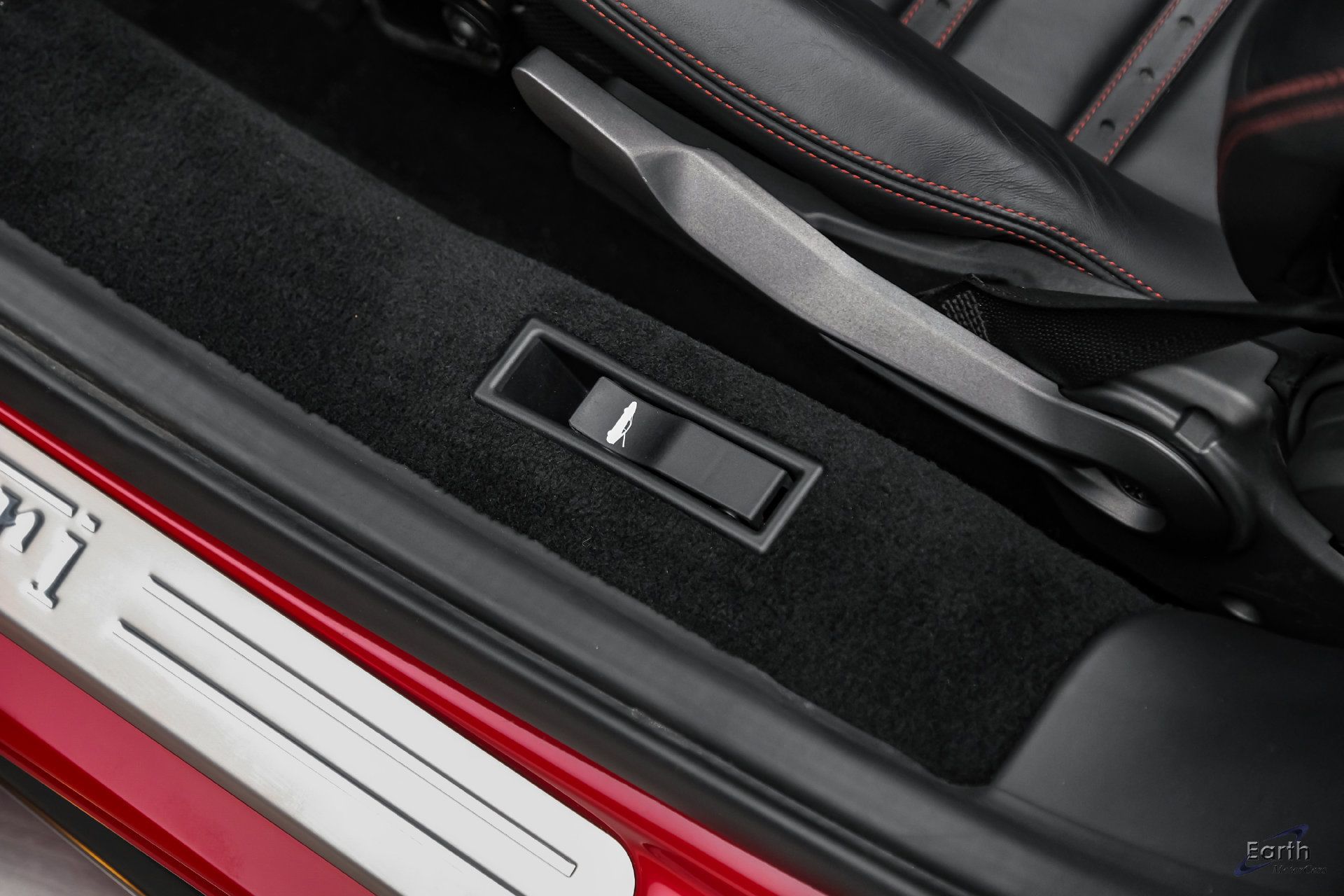 Used 2018 Ferrari 488 Spider RWD image 54