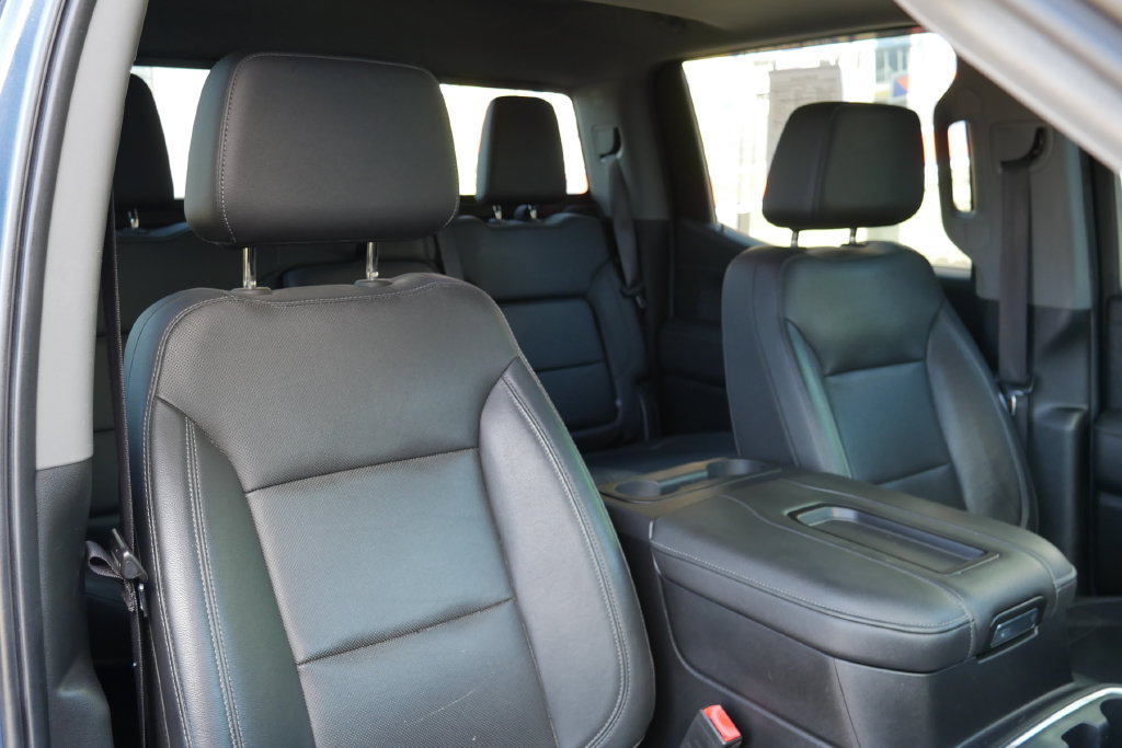 Used 2019 Chevrolet Silverado 1500 LTZ w/ LTZ Premium Package AWD/4WD image 14