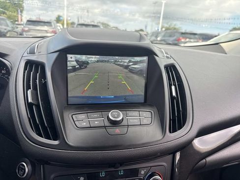 Used 2019 Ford Escape SE AWD/4WD image 23
