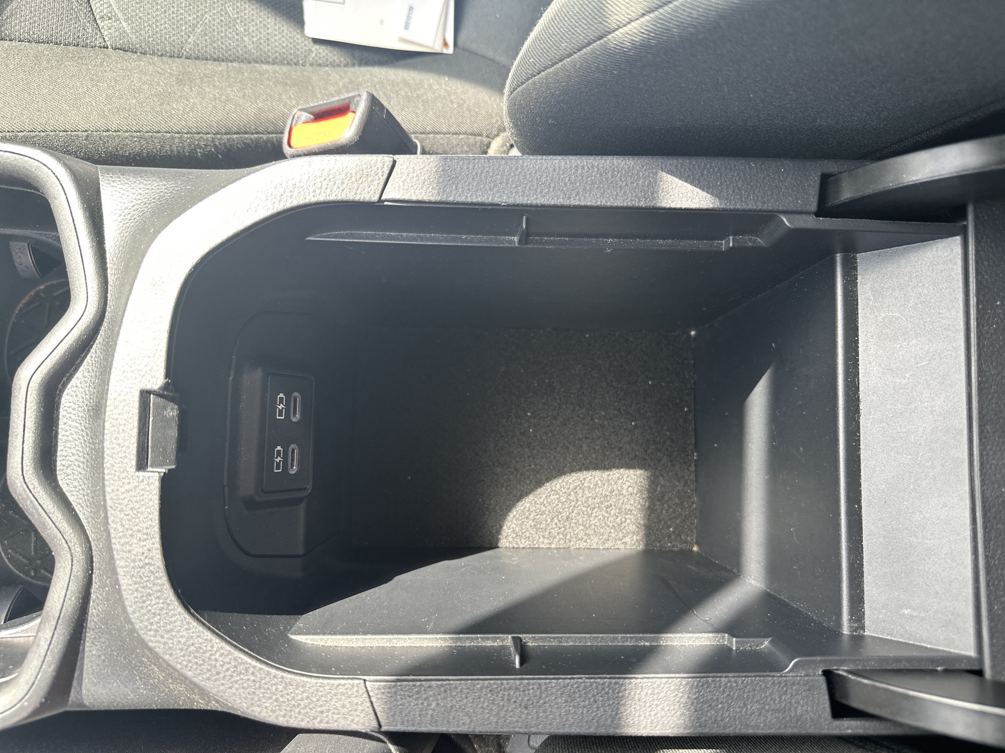 Used 2025 Toyota RAV4 XLE AWD/4WD image 26