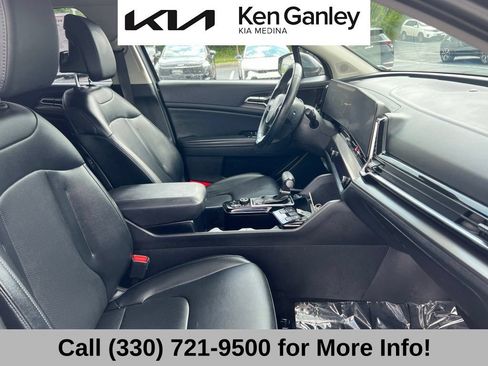 Certified 2024 Kia Sportage EX FWD image 60