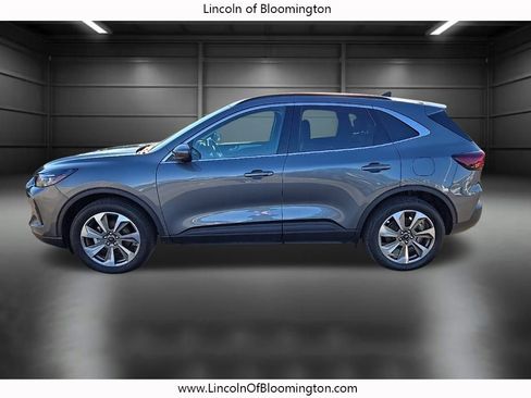 Used 2025 Ford Escape Platinum w/ Premium Technology Package image 11