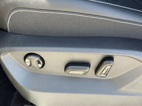 New 2026 Volkswagen Atlas SE image 19