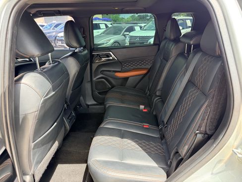 Used 2022 Mitsubishi Outlander SEL FWD image 16