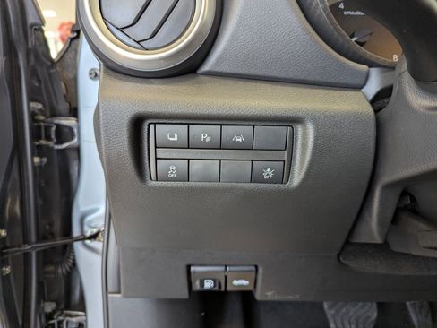 New 2025 Nissan Versa S w/ S Plus Package FWD image 15